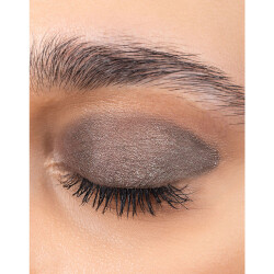 Pastel Glow Liquid Eyeshadow 223 Eye-Catching - 2